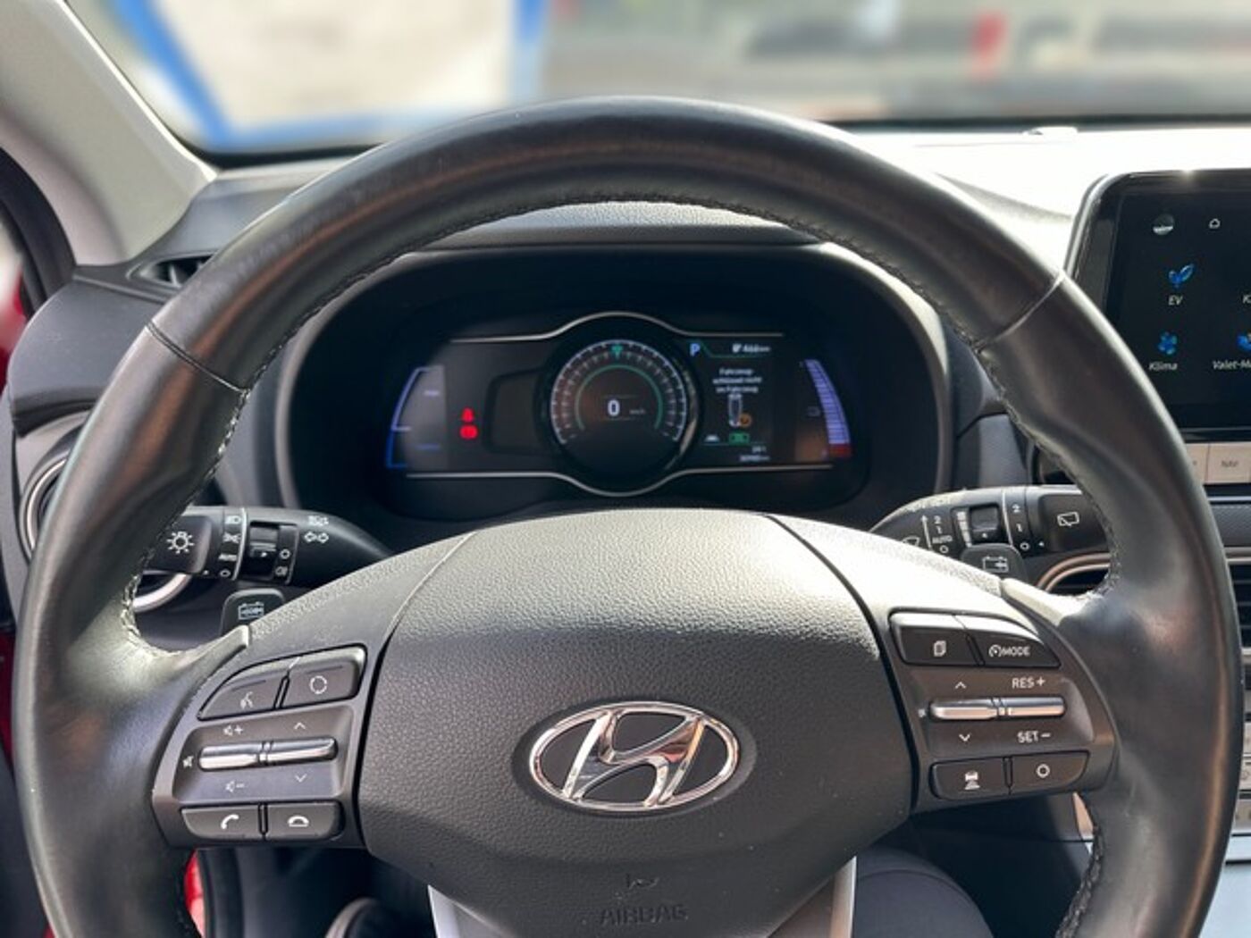 Hyundai KONA Electro (150kW) STYLE-Paket inkl. Navi